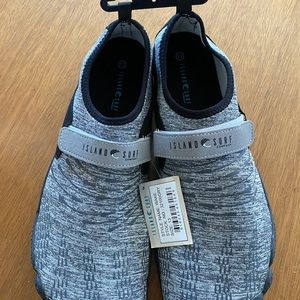 Island Surf water/board shoes